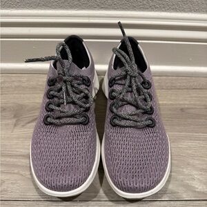 NWOT - Brand New Violet Allbird Tree runner 2s - Size 8.5 Women’s